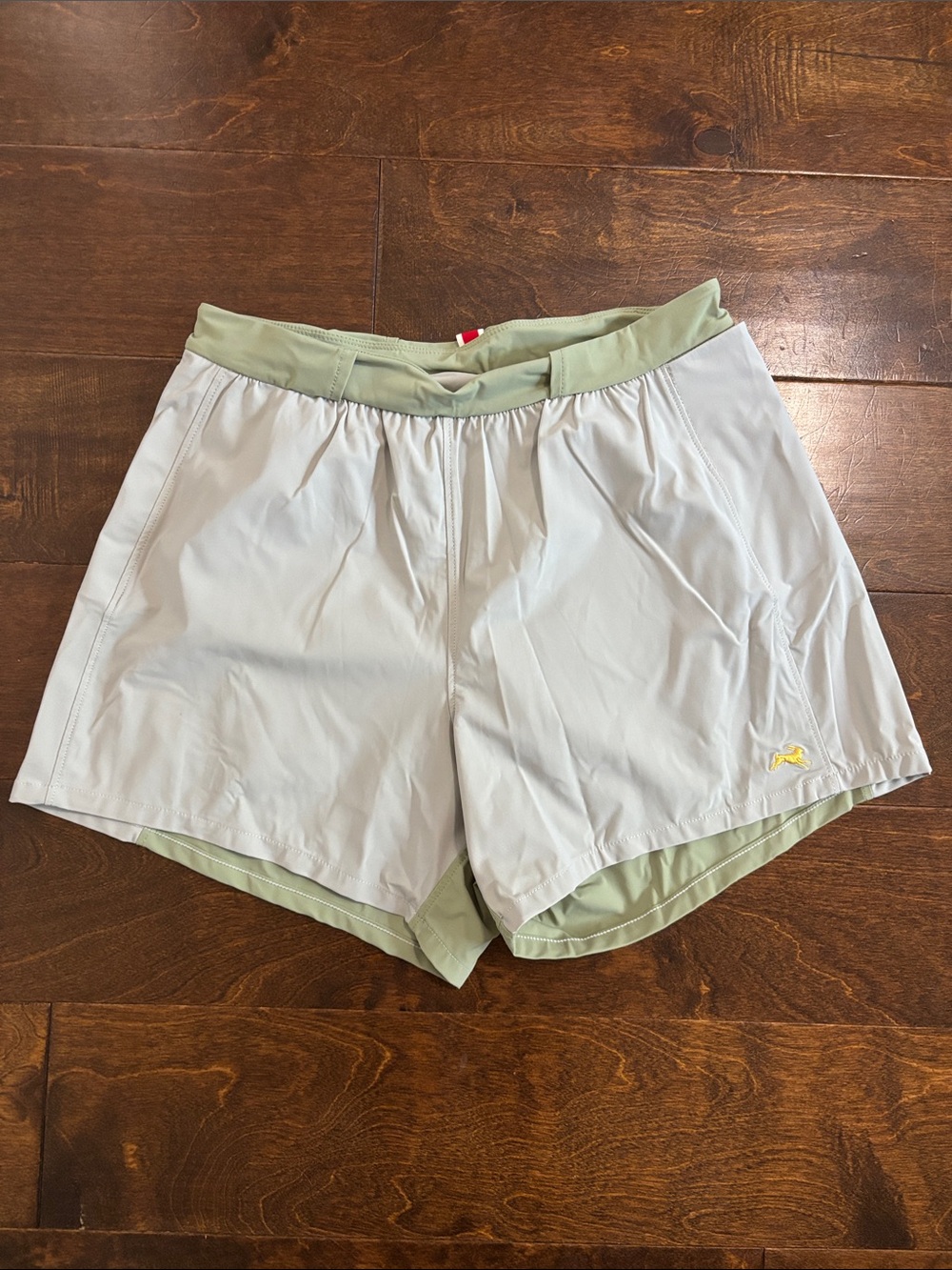 Tracksmith Running Shorts size Small Light Gray and Sage Phone Pocket Lined
